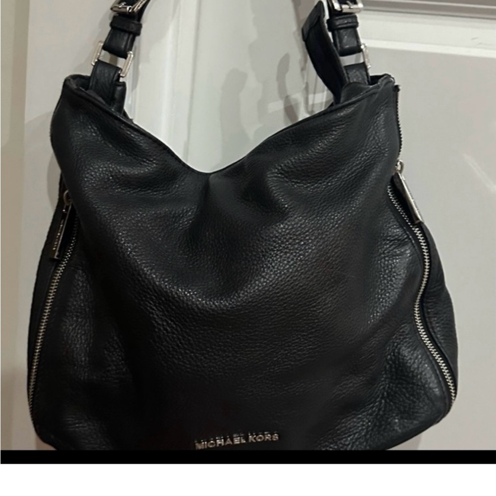 Michael Kors Lena Large Leather Shoulder Bag Lilac